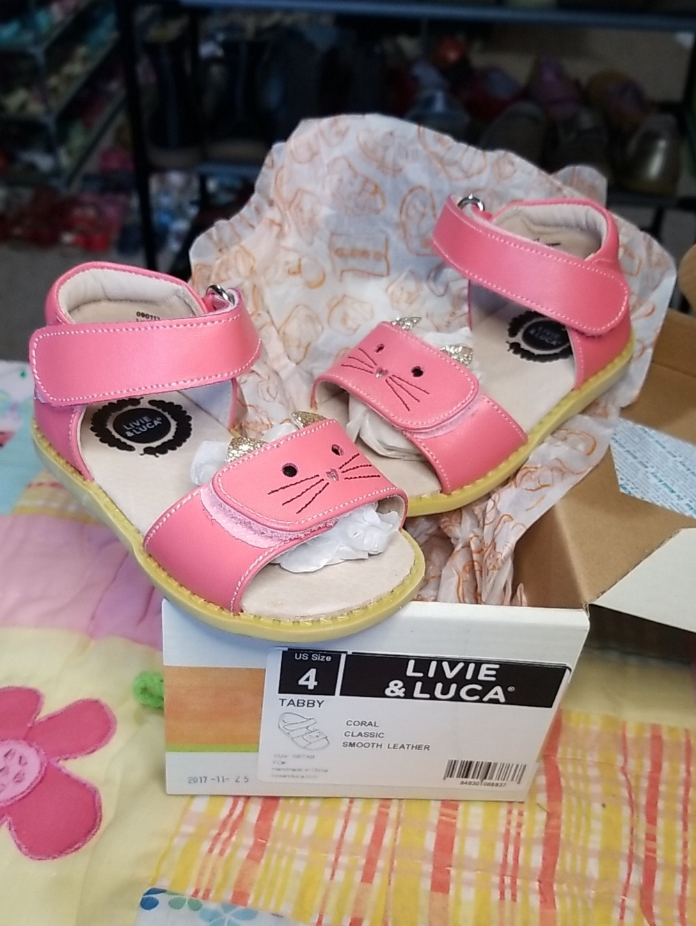 Livie & Luca Kids' Coral Leather Adjustable Sandals Size 4 Tabby